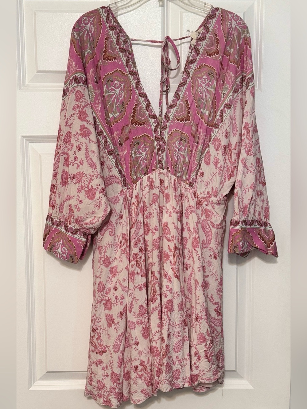 Entro Dolman Sleeve Pink Floral Paisley Boho Tie Tassel V-neck Mini Dress Large